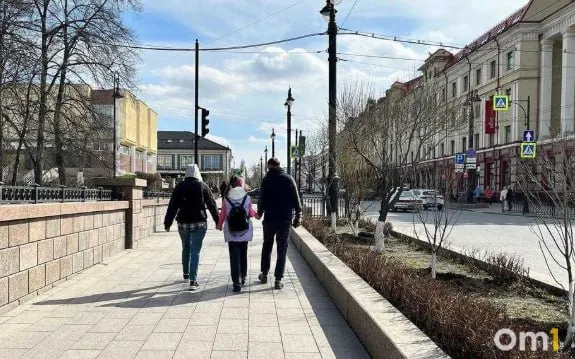 Депутат Госдумы предложила ввести единовременную федеральную выплату 20 тысяч рублей супругам к «золотой» свадьбе с последующей индексацией; инициатива находится на рассмотрении Минтруда.