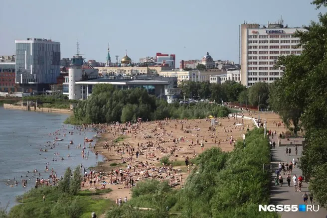 Несмотря на подготовку четырёх пляжей и лабораторные исследования, купание в реке Иртыш на муниципальных пляжах Омска запрещено: вода не соответствует санитарным нормам.