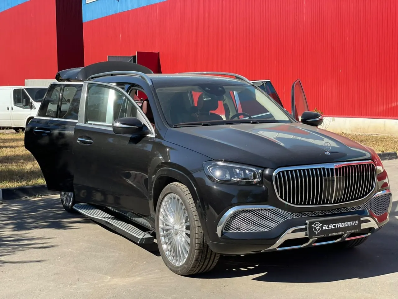 В декларации главы региона также указан Mercedes‑Benz G‑Class стоимостью 16,5 млн рублей. Полные данные о доходах и кандидатах от Псковской области будут опубликованы позже.