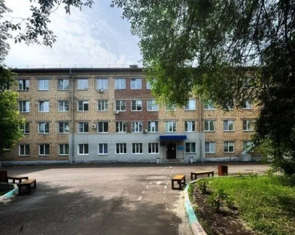 Сотрудники роддома в Зелёной Роще уверены, что учреждение обсуждают к полному закрытию уже этой осенью. Персоналу предлагают переводы с понижением, официальных объяснений от руководства нет.