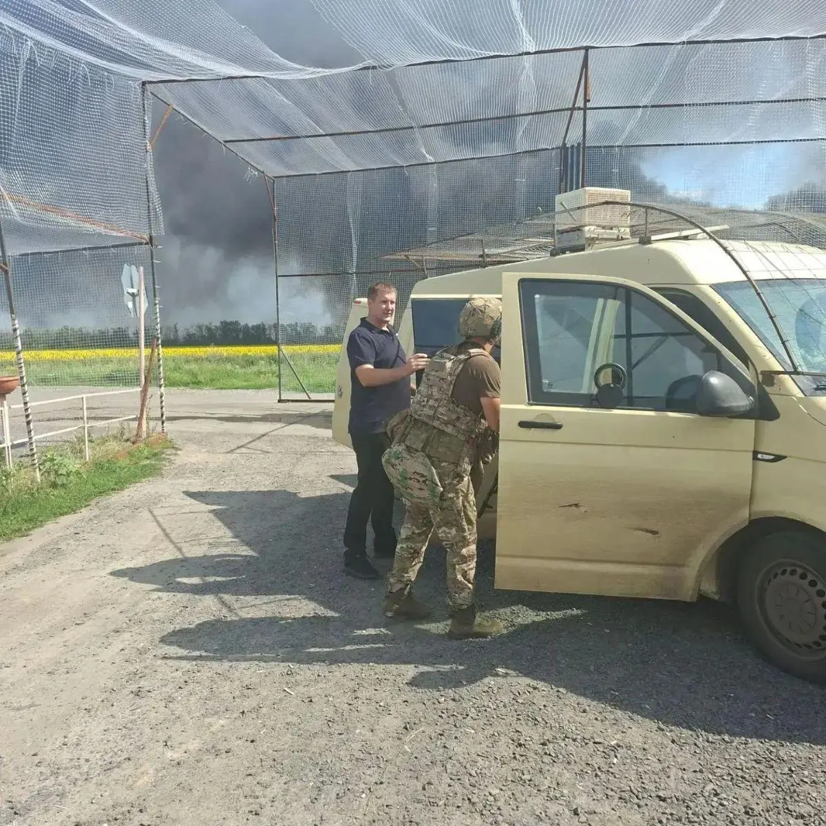 Руслан Дегтярёв назначен врио главы Шебекинского округа. В первый рабочий день он участвовал в эвакуации сотрудников птицефабрики, подвергшейся массированной атаке беспилотников: один из дронов поразил его автомобиль, сам Дегтярёв не пострадал. В результате удара пострадали 12 человек, один — в тяжёлом состоянии. Ранее, 22 июля, глава администрации досрочно сложил полномочия.