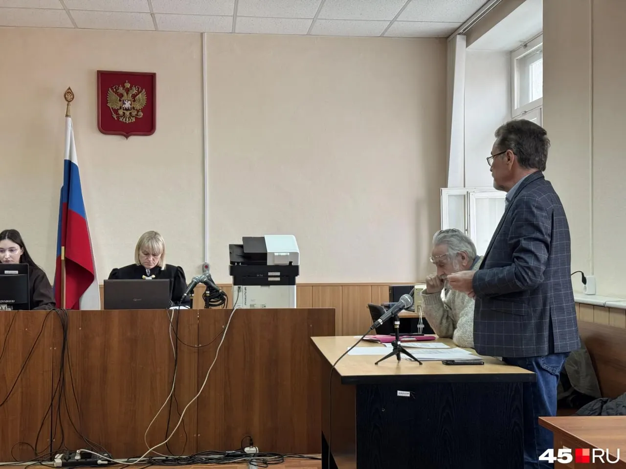 В региональном суде начнется рассмотрение апелляции по делу бывшего депутата Камшилова, который был лишён мандата по решению городской думы.