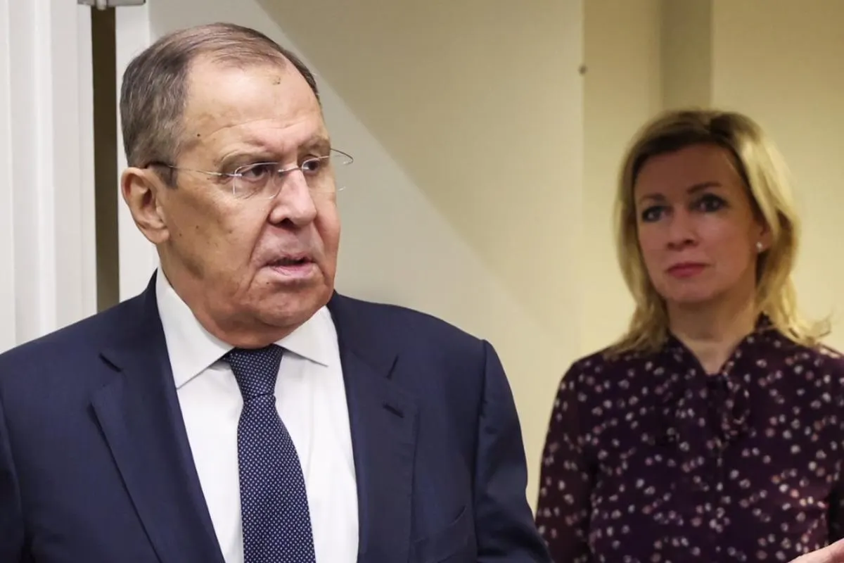 Официальные лица заявляют о поддержке продолжения боевых действий и выражают критическое отношение к идеям перемирия, подчеркивая необходимость сохранения украинского суверенитета.