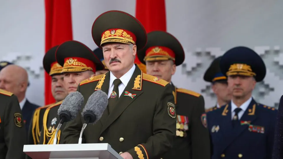 Одна бригада временно выведена из места дислокации; мероприятие нацелено на проверку готовности к боевым действиям в современных условиях и анализ возможных сценариев на границе с Украиной.