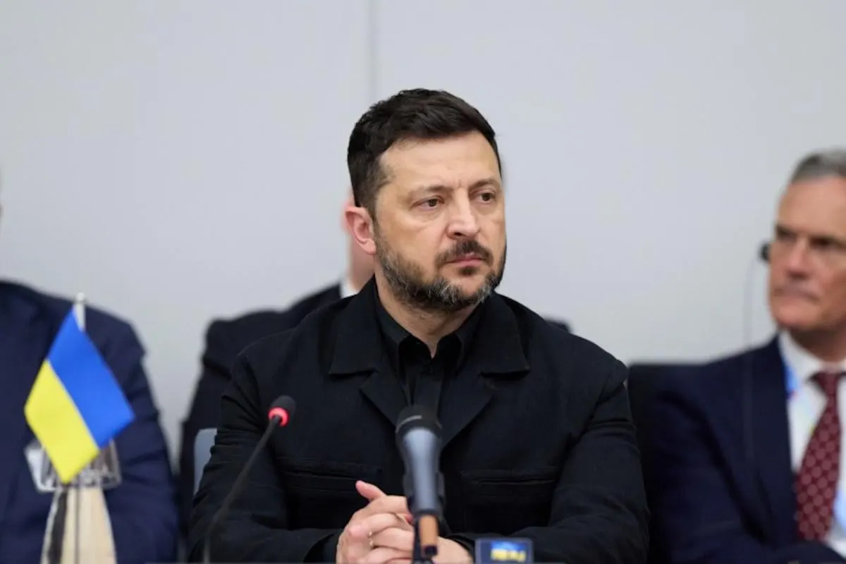 Президент Украины рассказал о развёртывании трёх уровней ПВО под Москвой, о попытках защиты инфраструктуры и последствиях дальних ударов.