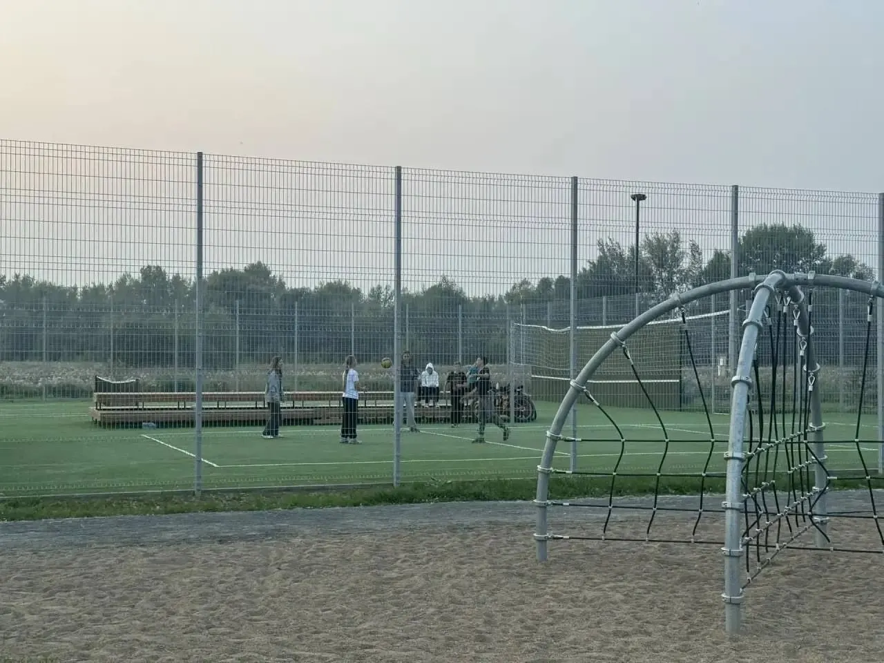 Бесплатные городские площадки на набережной Чулыма стали платными, однако после прокурорского вмешательства плату отменили.