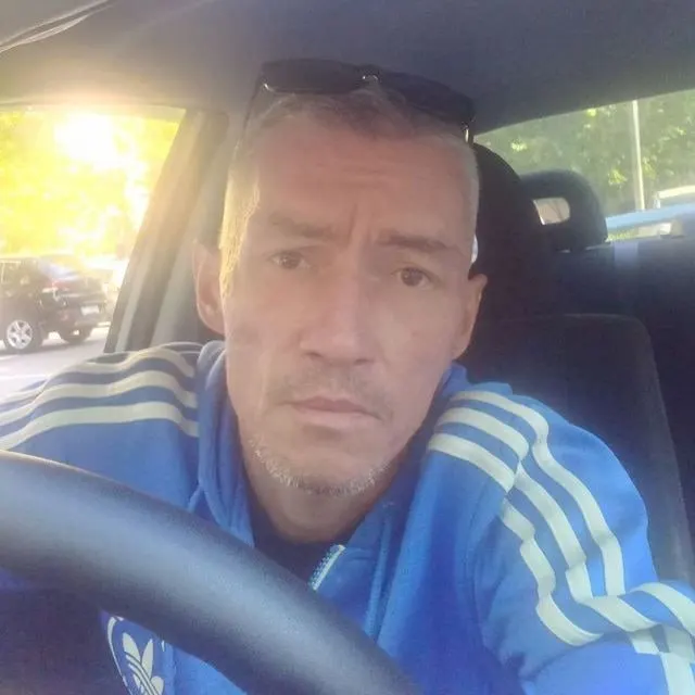 Владимир Силаев, таксист из Москвы, получил 12 лет колонии строгого режима и штраф 200 тысяч рублей по обвинению в государственной измене.