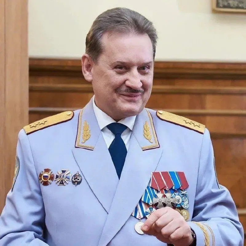 Новый заместитель губернатора Эдуард Петрухин имеет карьеру в МВД и ФСИН и опыт участия в конфликтах на Северном Кавказе.