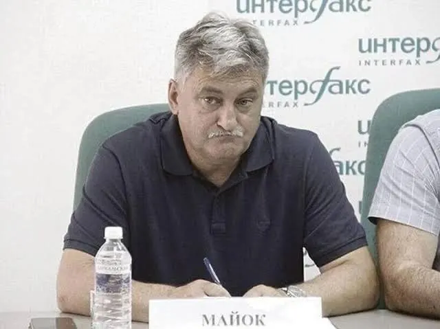Умер директор Иркутскгортранса Сергей Майок; причина смерти не уточняется, ему было 61 год.