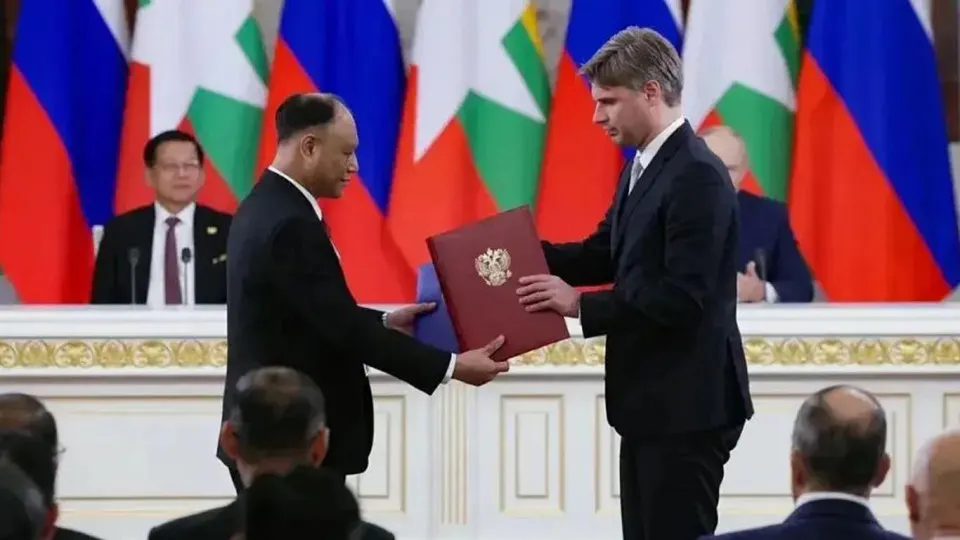 Мьянма планирует развивать космическую программу при поддержке России, включая отбор и обучение первого космонавта. Подписаны документы о сотрудничестве в космосе, обсуждаются спутниковые проекты и энергетические направления.