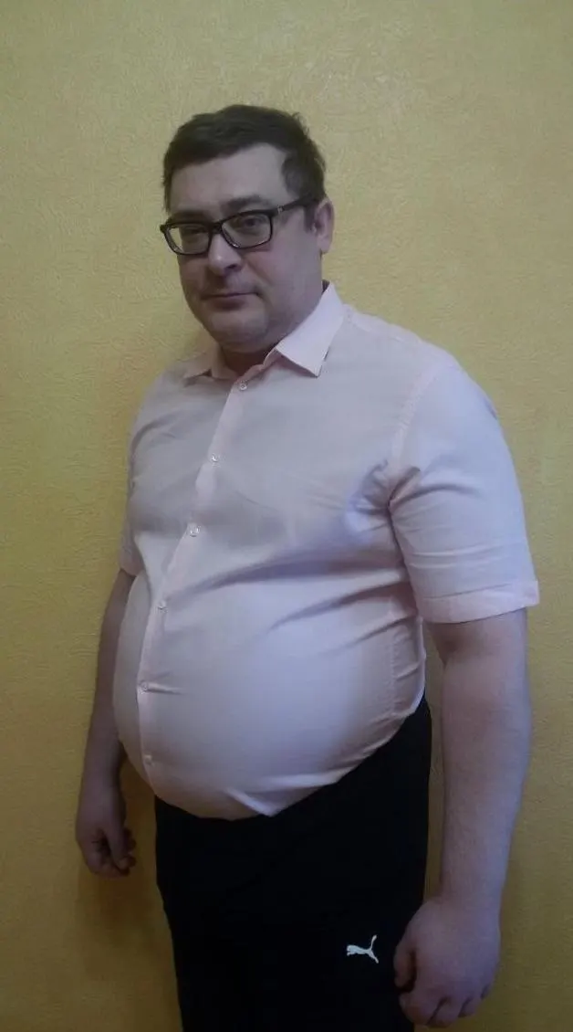 Бывший депутат Пермской городской думы от КПРФ Андрей Солодников начал голодовку на три месяца по состоянию здоровья, но продолжает акцию до дня голосования и заявил о протесте против ограничений в стране. За 70 дней он похудел на 36 кг.