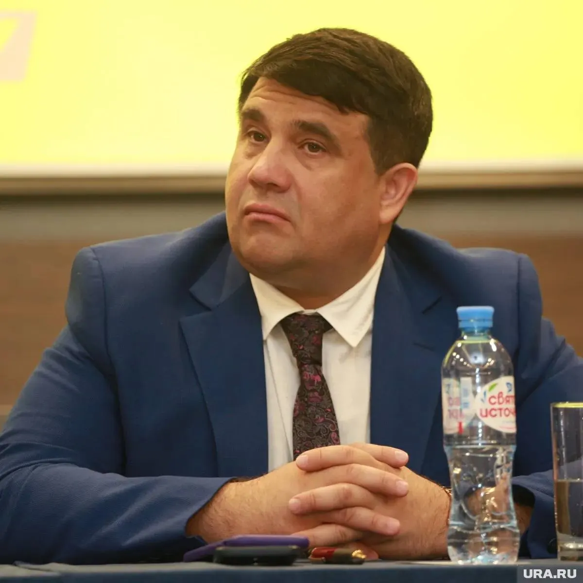 Политик заявил, что не может получить новую шенгенскую визу, и указал на связь запрета с поддержкой СВО; упомянуты зарубежные активы.