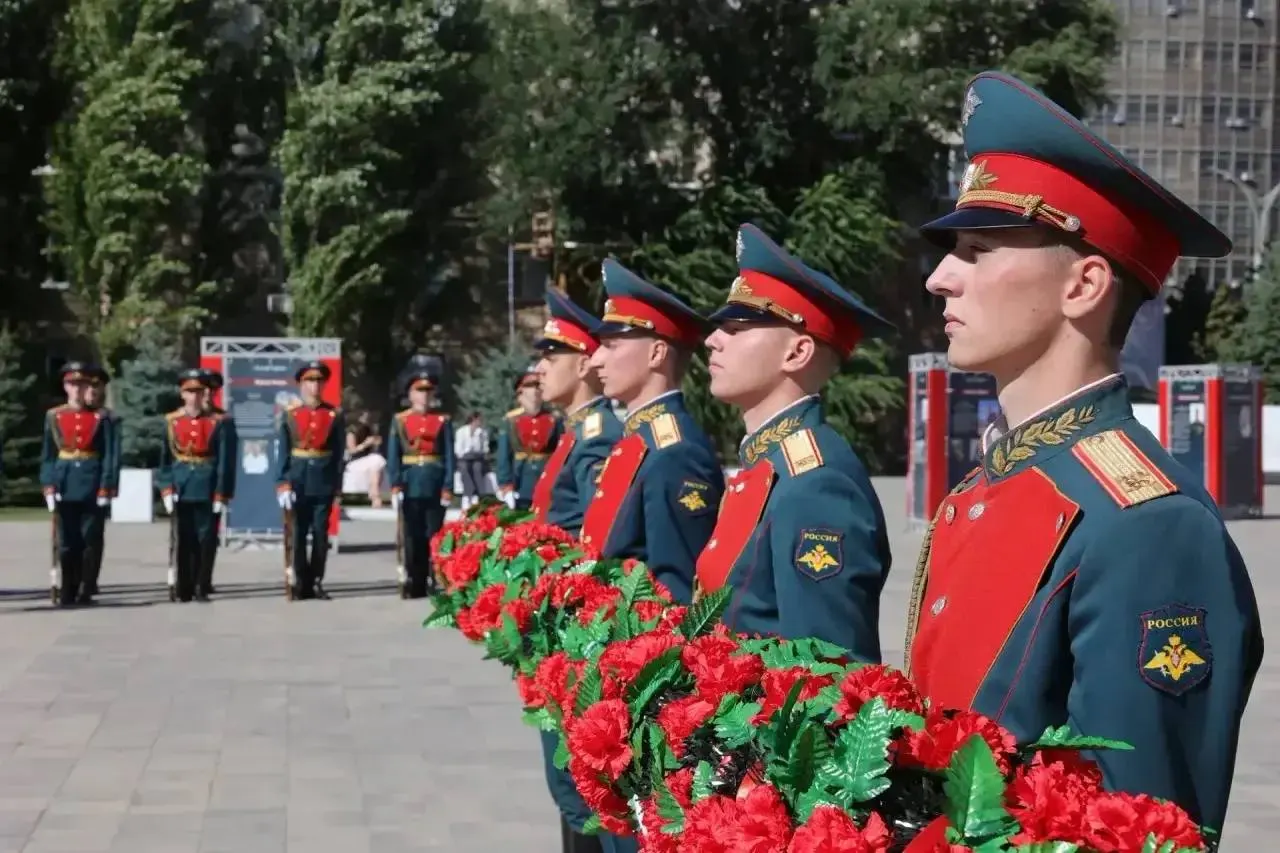 Помним подвиги донских жителей и защитников, вернувших свободу региона.