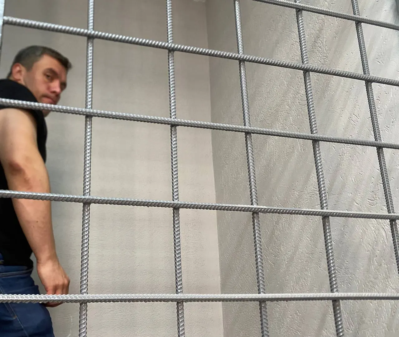 В Саратове задержан кандидат в Госдуму от КПРФ и активист Николай Бондаренко. Детали задержания пока неизвестны.