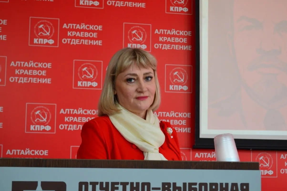 Суд отменил регистрацию Людмилы Клюшниковой; КПРФ планирует апелляцию, а выдвижение в Госдуму остаётся зарегистрированным.