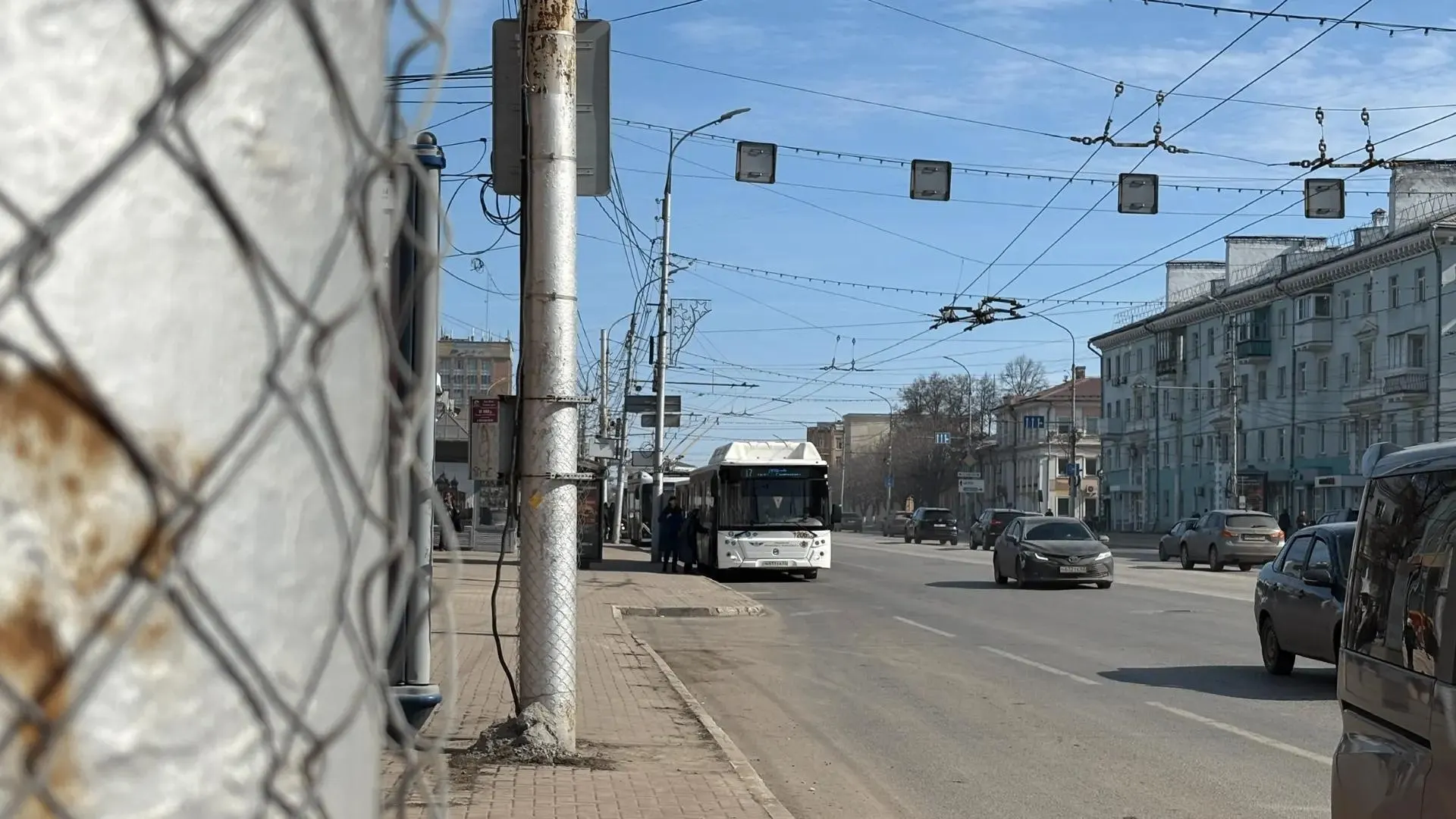 Из-за закрытия дороги временно изменят работу автобуса №6 на два дня.