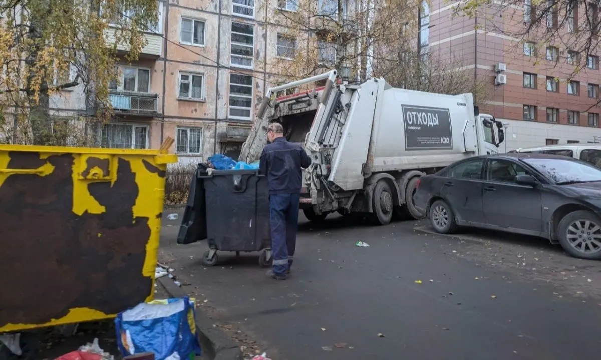 Региональные власти рассматривают возможность передачи функций вывоза мусора другой организации на фоне долгов оператора и нестабильной ситуации с банковской гарантией.