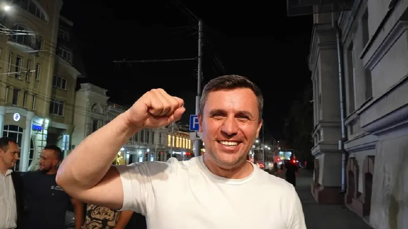 Кандидат в Госдуму по Удмуртии и Пермскому краю подал апелляцию на решение суда о штрафе за публикацию, которую сочли демонстрацией экстремистской символики.