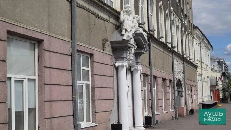 Муниципалитет Саратова планирует оформить займы на более чем 3 млрд рублей сроком на год, с разными условиями по каждому кредиту.