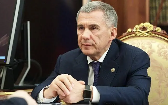 По данным расследования, Рустам Минниханов якобы управляет гостинично-девелоперной империей «Лучано», зарегистрированной на супругу.