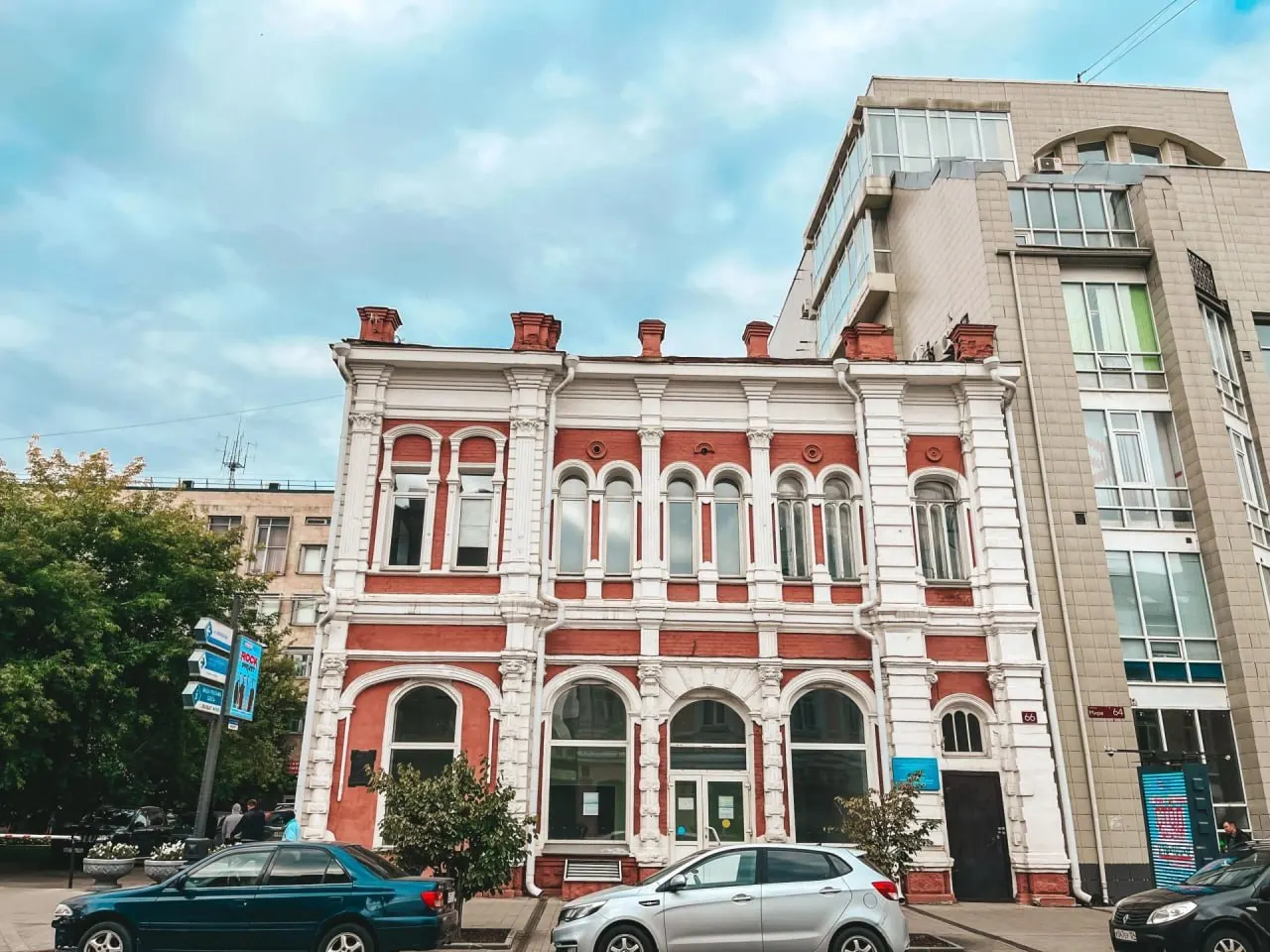 Особняк-памятник архитектуры на улице Мира, 66, выставлен на продажу. Начальная цена — 36,3 млн рублей, торги пройдут 11 сентября.