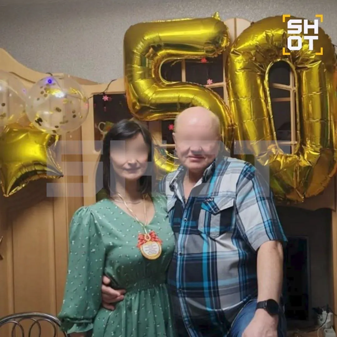 61-летний мужчина задержан правоохранительными органами после конфликта во время вечернего шоу в отеле Шарм‑эль‑Шейха. Его жена заявила, что за урегулирование потребовали десять тысяч долларов; она обратилась в российское консульство, МИД и Россотрудничество. Точное место нахождения задержанного выясняется.