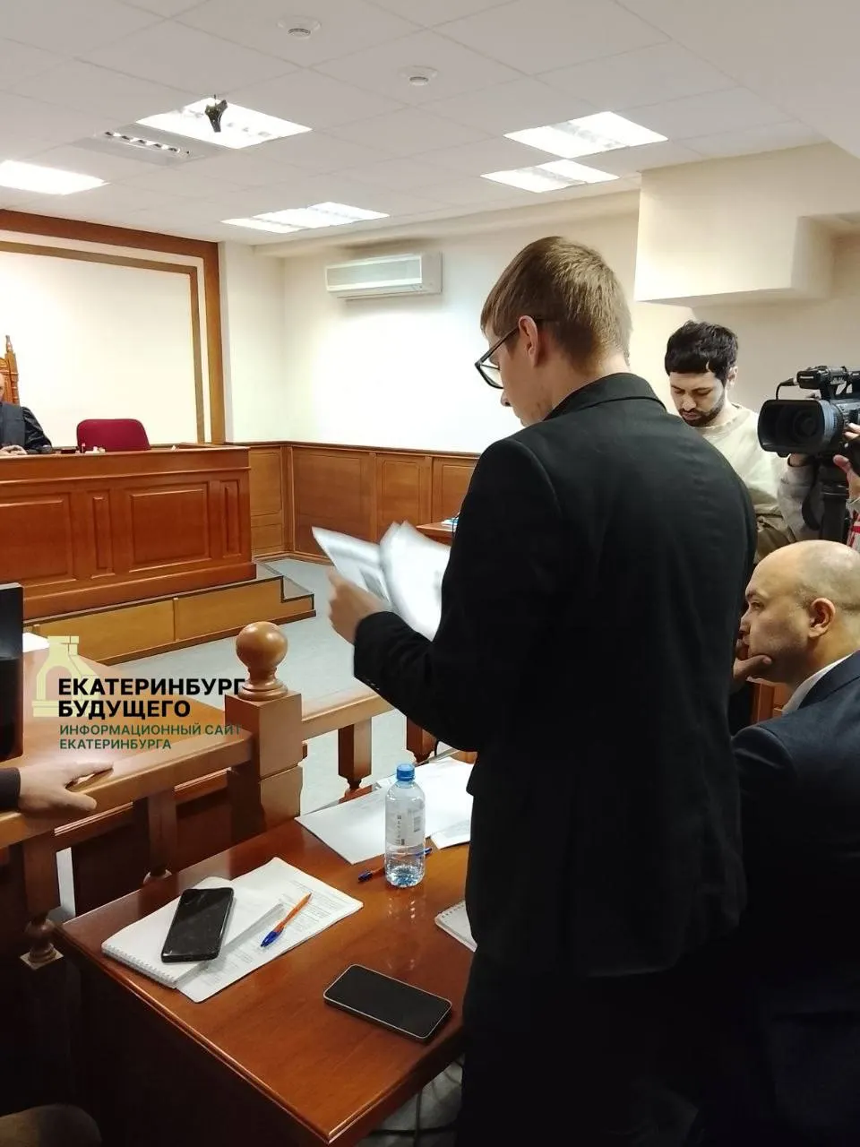 В суде представлены скриншоты агитации за ЛДПР, размещённой в запрещённых соцсетях.