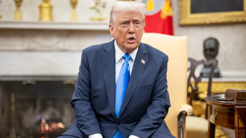 Президент США Дональд Трамп сообщил, что не волнуется по поводу возможного нападения России на страны НАТО и опроверг сообщения о предупреждениях со стороны директора ЦРУ.