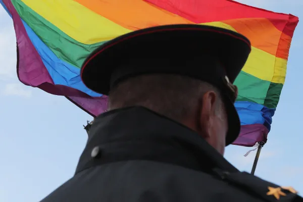 Двоих иностранцев задержали на рынке «Садовод»; суд назначил 10 суток ареста и депортацию с запретом въезда на пять лет.