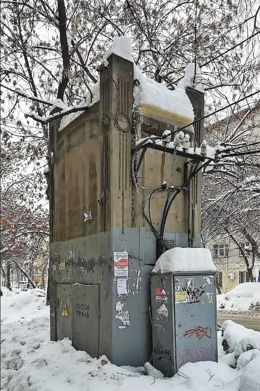 Волонтёры приводят в порядок старые дома, фасады и музейные элементы, создавая новые арт-объекты и возвращая городу черты прошлого.