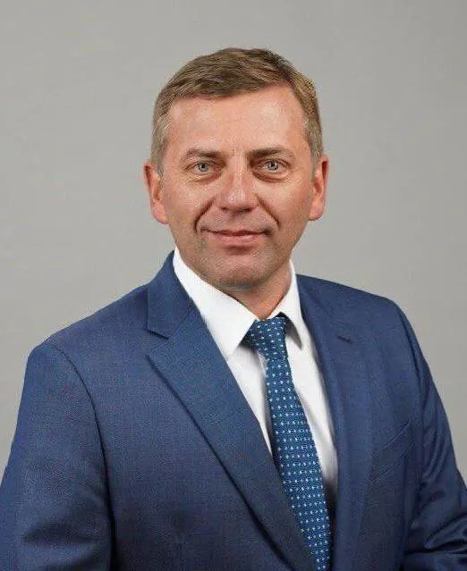 С 1 августа Евгений Юмашев исполняет обязанности главы города и района после досрочного ухода предыдущего руководителя.