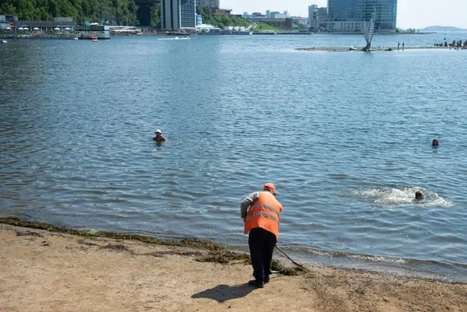 В Ленинградской области все водоёмы признаны небезопасными для купания; лишь одно озеро отвечает санитарным нормам.