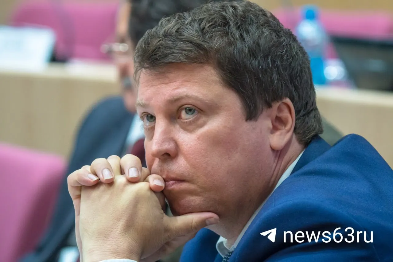 Иск об отмене регистрации кандидата Михаила Матвеева подан зарегистрированным кандидатом Анастасией Саранцевой по Промышленному одномандатному округу №163. Заседание назначено на 12 августа в Самарском областном суде.