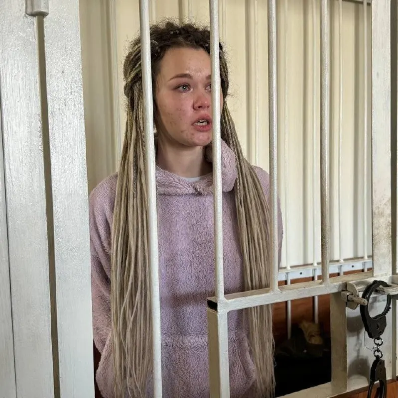 Заключённая по делу о госизмене жалуется на травлю в колонии и отсутствие необходимой медицинской помощи в штрафном изоляторе.