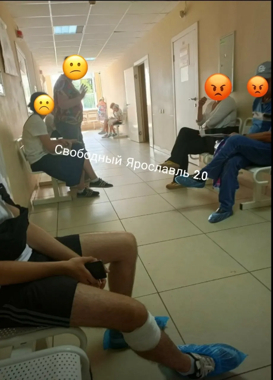 Пациенты жалуются на трудности записи к хирургу и нехватку кадров в поликлиниках после изменений в работе медучреждений.