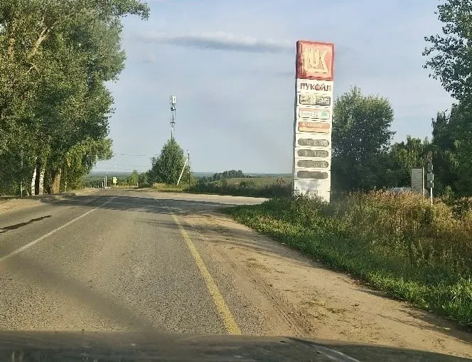 Вавожский район сталкивается с перебоями поставок бензина: на одних заправках топливо есть, на других - нет, стоимость растёт, перевозки частично отменяются.
