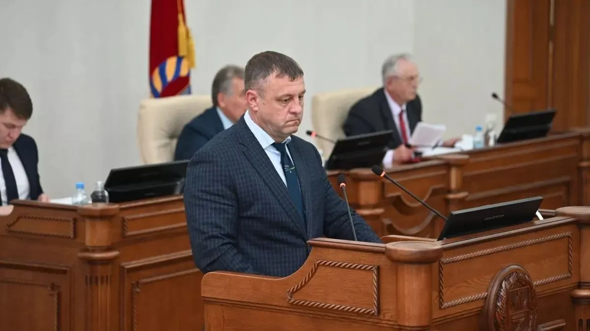 Бывший руководитель краевого департамента внутренней политики отправится на военную службу по делу о превышении полномочий. Дело неоднократно рассматривалось судами, производство приостановлено.