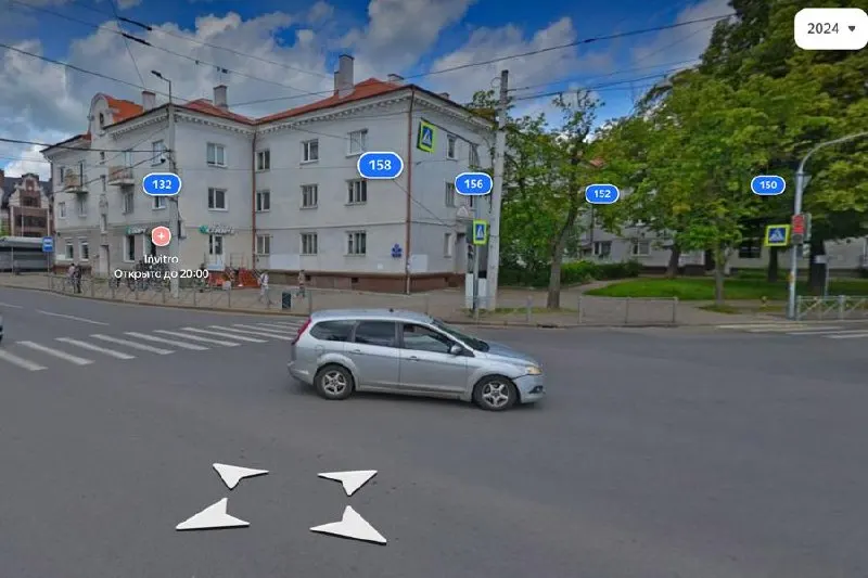 С 11 августа на перекрёстке проспекта Мира, улиц Карла Маркса и Энгельса сменят цикл светофора и введут отдельную пешеходную фазу, после чего движение транспорта будет временно прекращено.