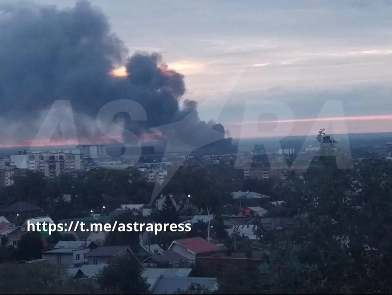 Пожар на крупном промышленном объекте рядом с Самарой после попадания беспилотника; пострадавшие и задержания, на фоне эскалации в регионе.