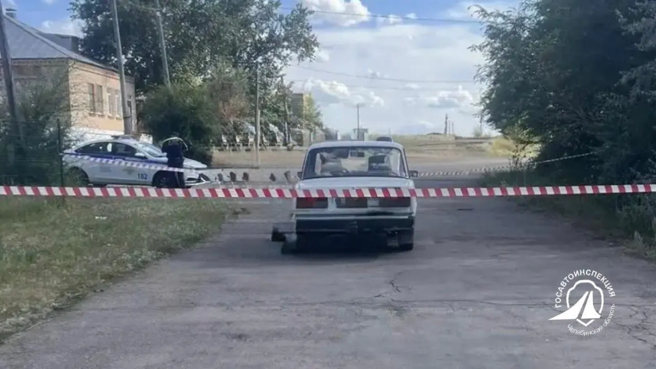 Двухлетний ребёнок погиб на месте в посёлке Гранитный Кизильского района. По данным ГАИ, мальчик выбежал на проезжую часть.
