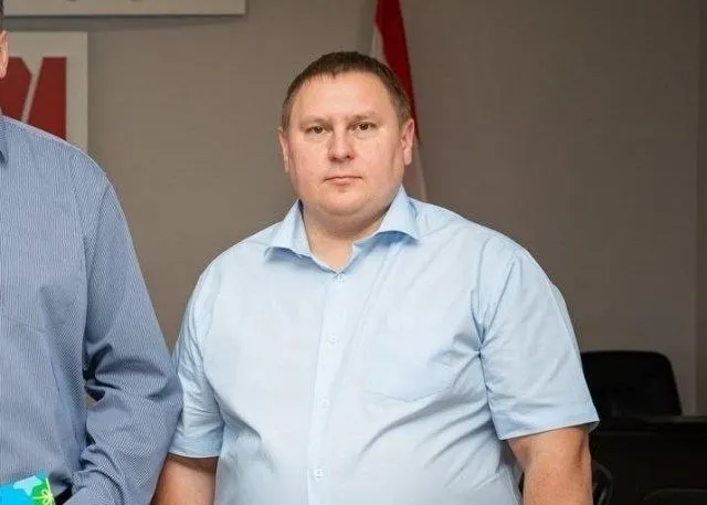 Европейский Союз принял новый пакет санкций против пяти граждан, в том числе главы крупного предприятия.