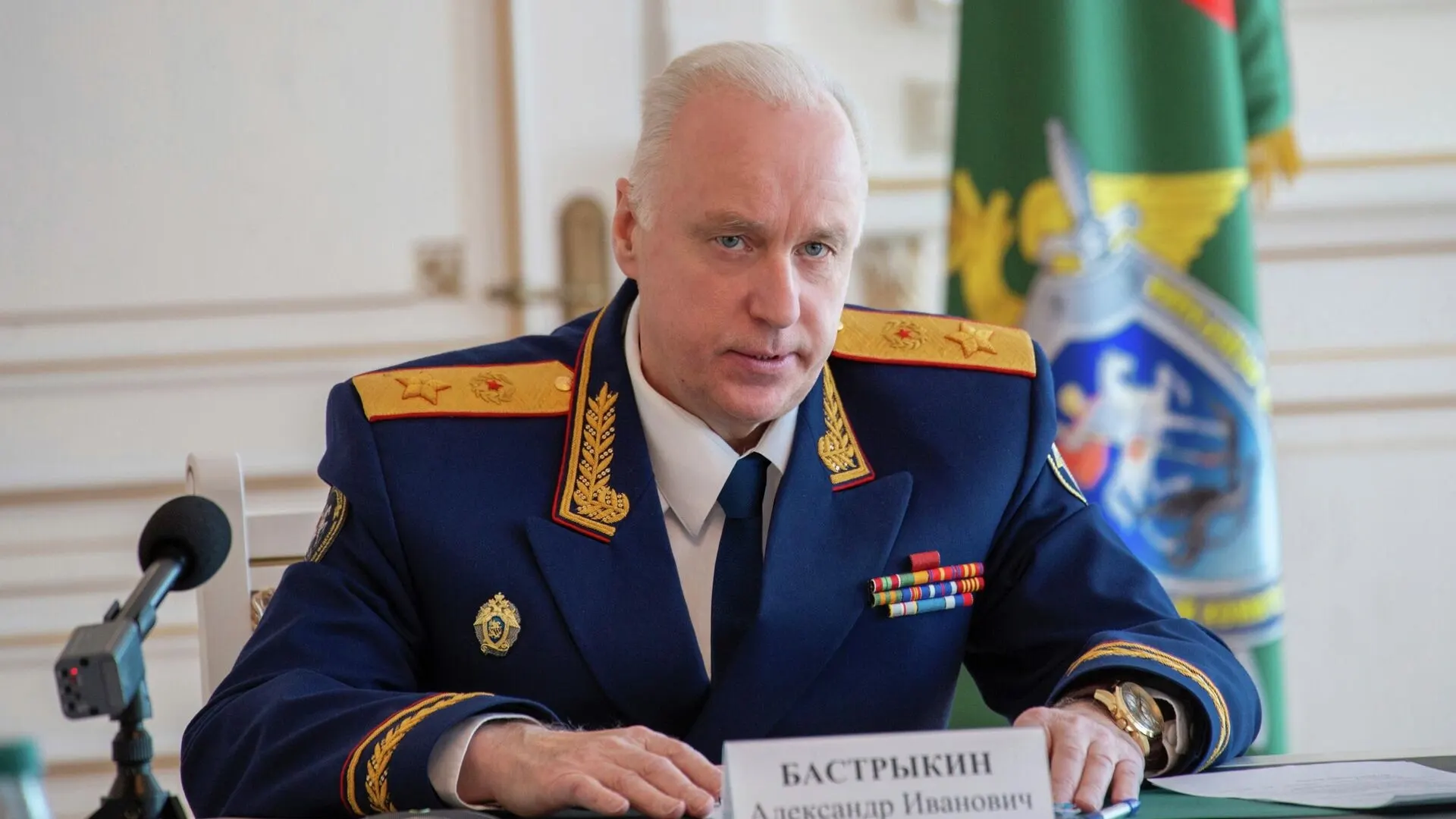 Президент России продлил до августа 2026 года срок полномочий Александра Бастрыкина на посту главы Следственного комитета; обсуждаются кандидатуры на пост председателя Верховного суда, в числе которых — ожидаемая кандидатура.