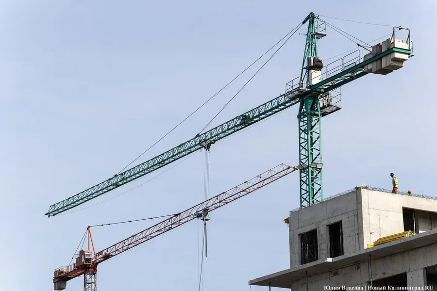 За первые месяцы 2026 года в Калининграде внесли семь изменений в Генеральный план; участие населения в обсуждениях оказалось минимальным — 10 человек.