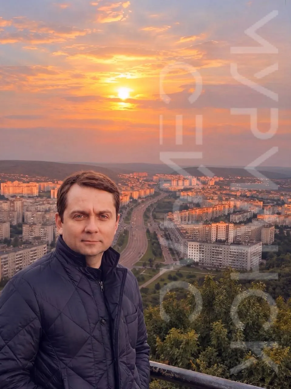 В регионе растут инвестиции, активизируется жилищное строительство, обновляются больницы и инфраструктура; реальные изменения требуют подтверждения в повседневной жизни мурманчан.