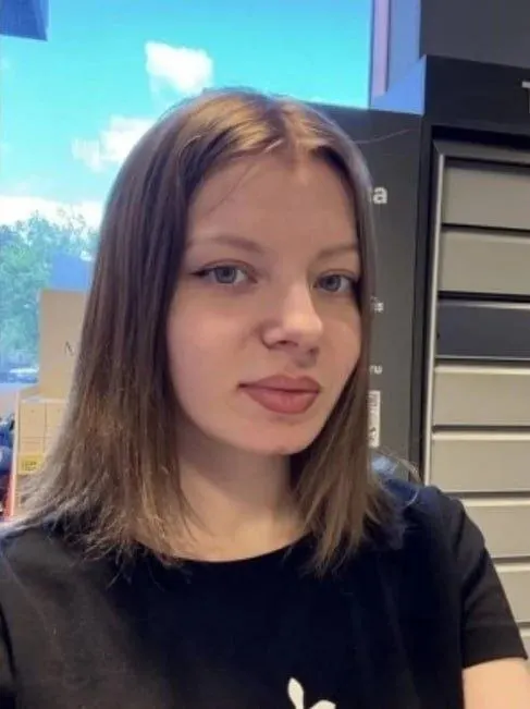 22-летняя Екатерина Харчалина исчезла 3 сентября. Поисковые отряды продолжают поиски.