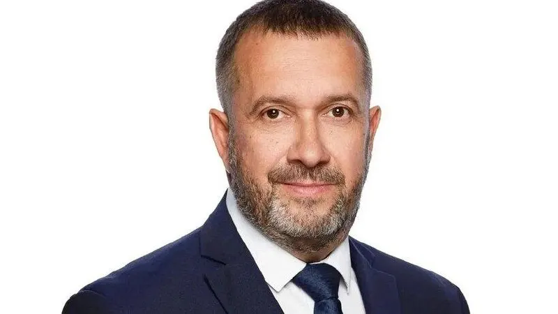 Назначение вступит в силу завтра, 15 сентября; документ подписал губернатор.