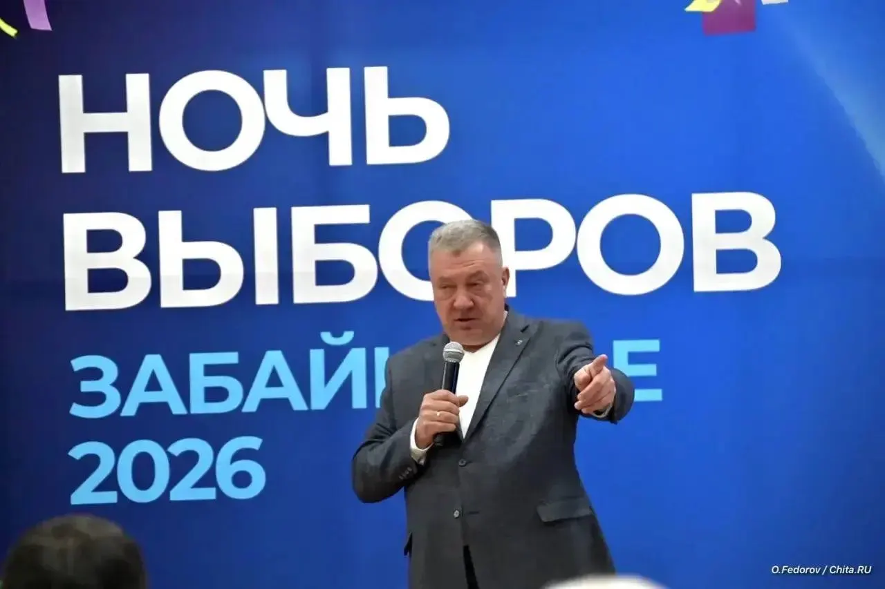 В сюжете — спор в зале заседаний и лаконичный ответ оппонента.