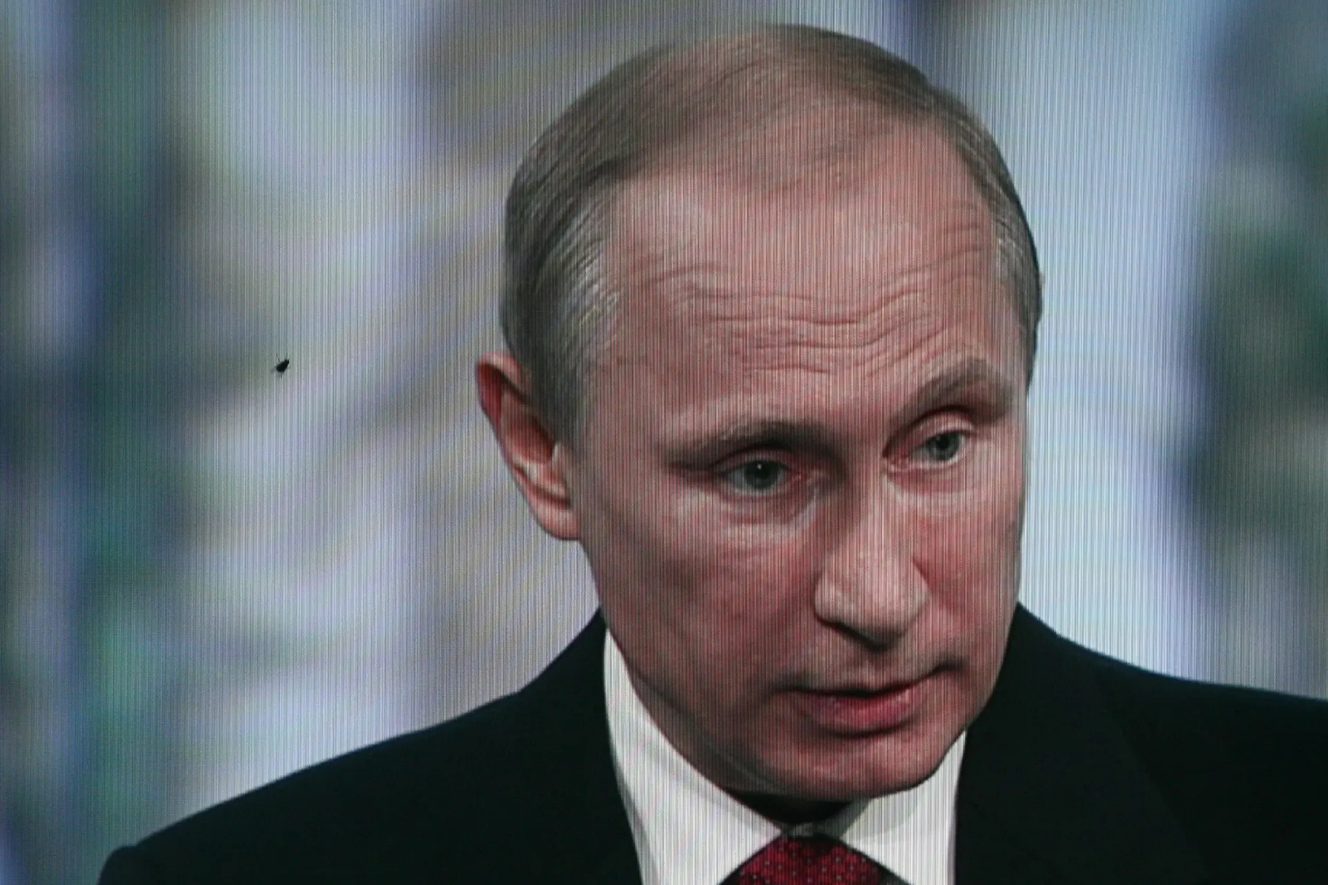 Путин назвал условия для дальнейшего повышения тарифов на ЖКУ и обозначил критерии для новых повышений, озвучив меры по итогам совещания после выборов в Госдуму.