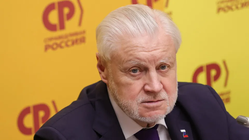 После выборов партия едва прошла порог в Госдуму; Миронов указал на снижение явки и необходимость скорректировать социальный курс, а также призвал к единству вокруг власти на фоне внешних угроз.
