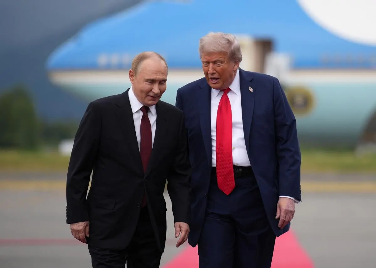 Президент США заявил о готовности встретиться с Владимиром Путиным только после достижения мирного соглашения по Украине и стремится к улучшению отношений с Россией.